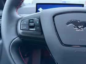 Ford Mustang Mach-E (2026) thumbnail 22