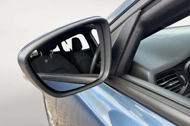 Ford Focus (2024) thumbnail 9