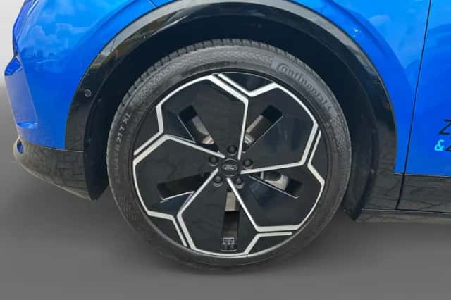 Ford Capri (2024) thumbnail 8