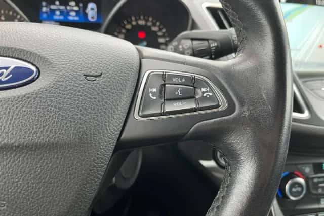 Ford C-Max (2018) thumbnail 21
