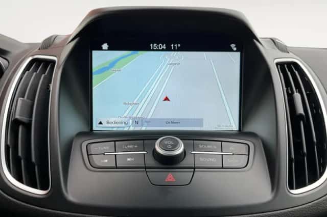 Ford C-Max (2018) thumbnail 24