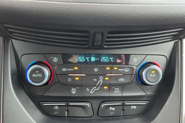 Ford C-Max (2018) thumbnail 26
