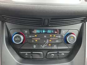 Ford C-Max (2018) thumbnail 26