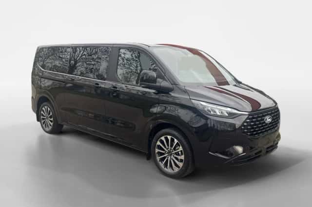 Ford Tourneo Custom (2025) thumbnail 2