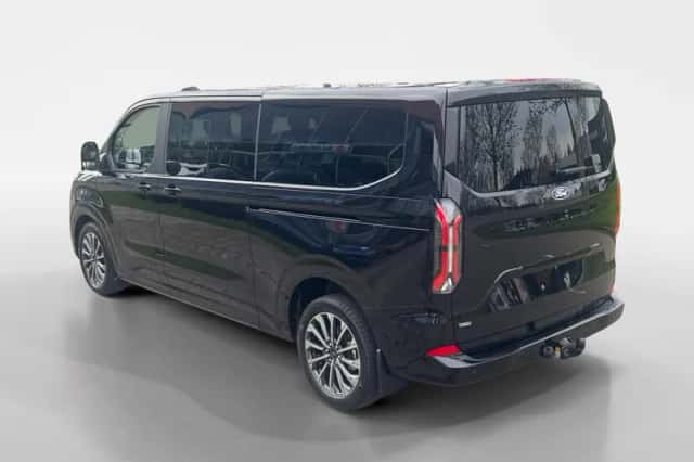 Ford Tourneo Custom (2025) thumbnail 6