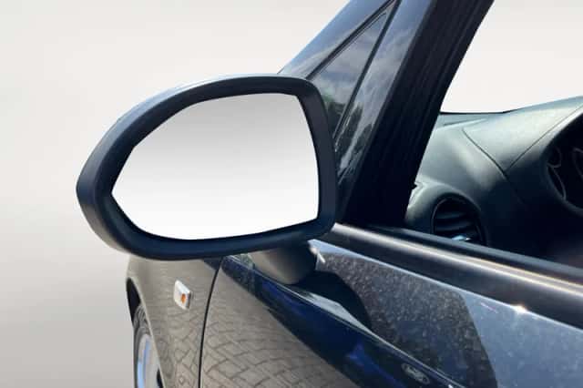 Opel Corsa (2013) thumbnail 14