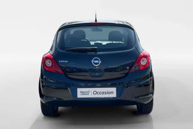 Opel Corsa (2013) thumbnail 5