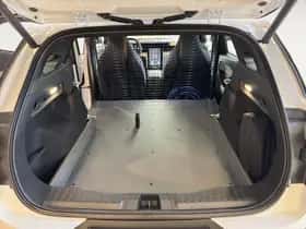 Ford Explorer (2026) thumbnail 10