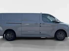 Ford E-Transit Custom (2026) thumbnail 4