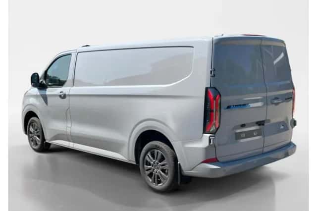 Ford E-Transit Custom (2026) thumbnail 9