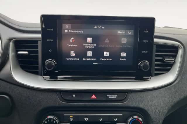 Kia XCeed (2022) thumbnail 22