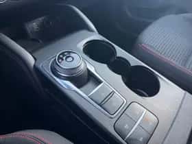 Ford Kuga (2023) thumbnail 12