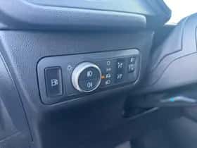 Ford Kuga (2023) thumbnail 15