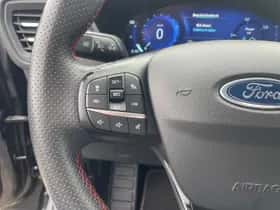 Ford Kuga (2023) thumbnail 18