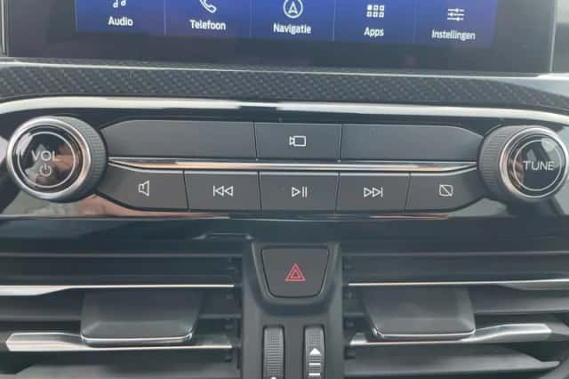 Ford Kuga (2023) thumbnail 28