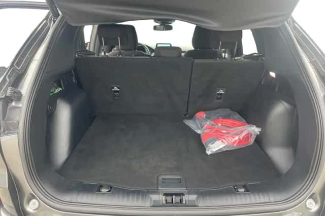 Ford Kuga (2023) thumbnail 9