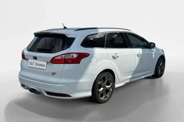 Ford Focus (2013) thumbnail 6