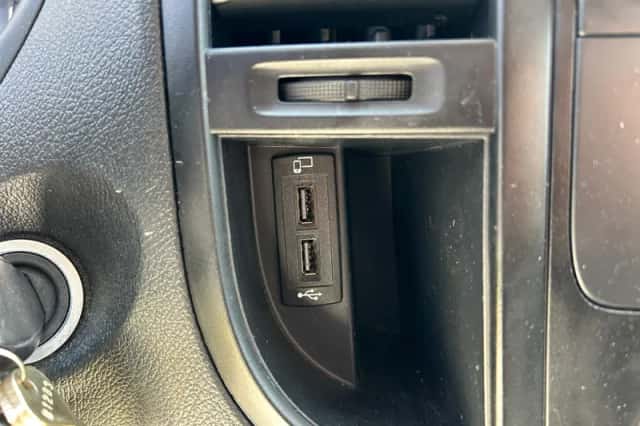Mercedes-Benz Vito (2021) thumbnail 27