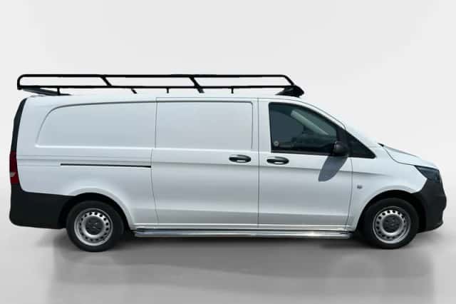 Mercedes-Benz Vito (2021) thumbnail 4
