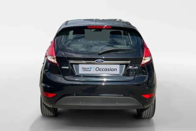 Ford Fiesta (2015) thumbnail 6