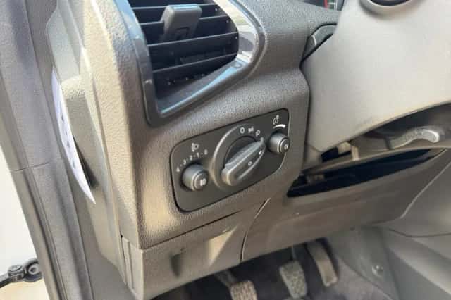 Ford EcoSport (2017) thumbnail 15