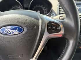 Ford EcoSport (2017) thumbnail 19