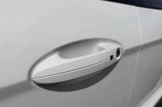 Ford EcoSport (2017) thumbnail 23