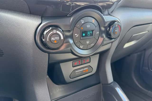 Ford EcoSport (2017) thumbnail 25