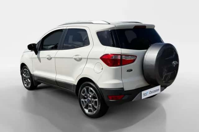 Ford EcoSport (2017) thumbnail 4