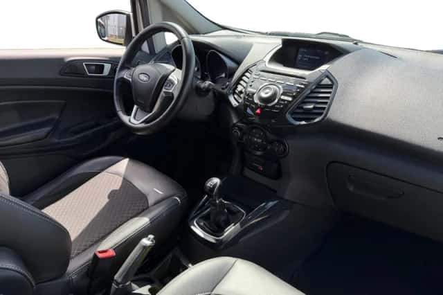 Ford EcoSport (2017) thumbnail 8