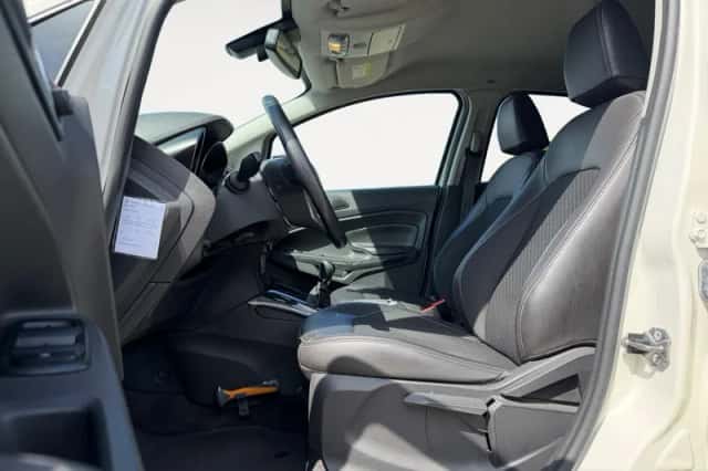 Ford EcoSport (2017) thumbnail 9