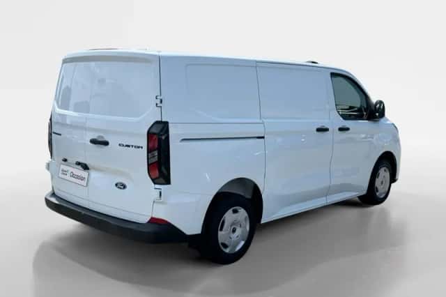 Ford Transit Custom (2024) thumbnail 2