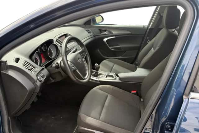 Opel Insignia (2011) thumbnail 17