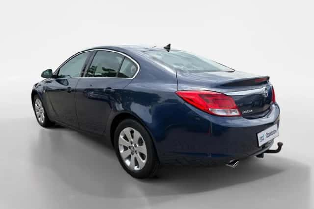 Opel Insignia (2011) thumbnail 3