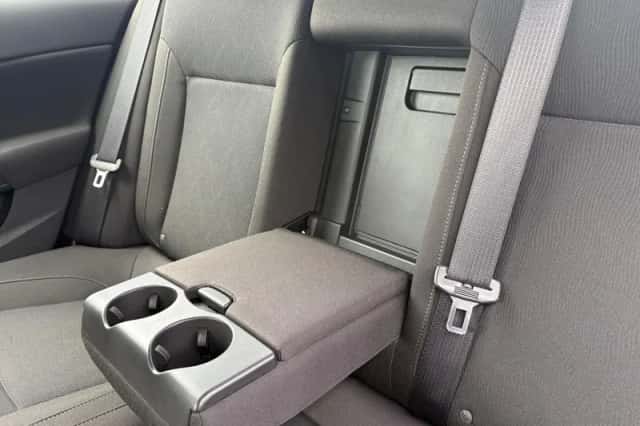 Opel Insignia (2011) thumbnail 22