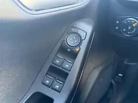 Ford Fiesta (2023) thumbnail 23