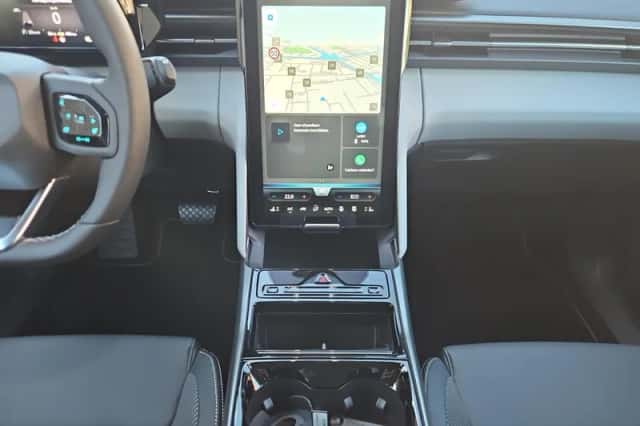Ford Explorer (2026) thumbnail 20