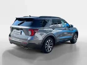 Ford Explorer (2021) thumbnail 2
