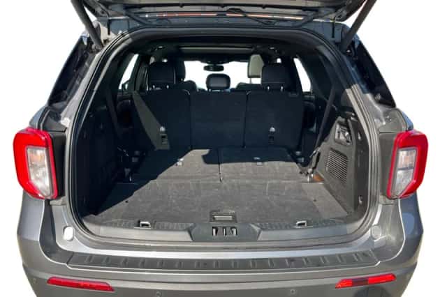 Ford Explorer (2021) thumbnail 13
