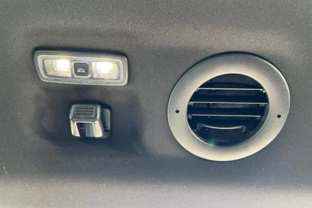 Ford Explorer (2021) thumbnail 17