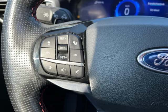 Ford Explorer (2021) thumbnail 20