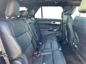 Ford Explorer (2021) thumbnail 25