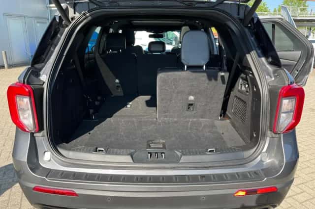 Ford Explorer (2021) thumbnail 28