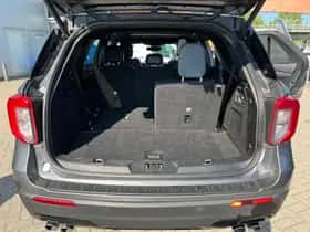 Ford Explorer (2021) thumbnail 28