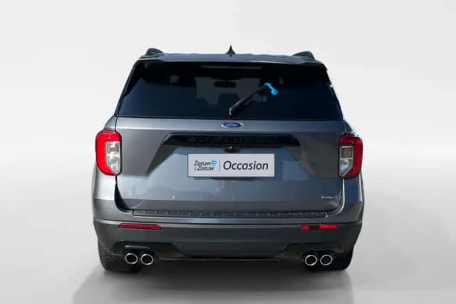 Ford Explorer (2021) thumbnail 5