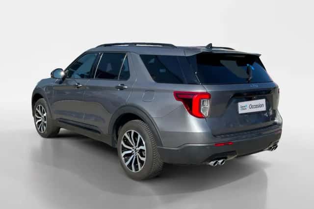 Ford Explorer (2021) thumbnail 6