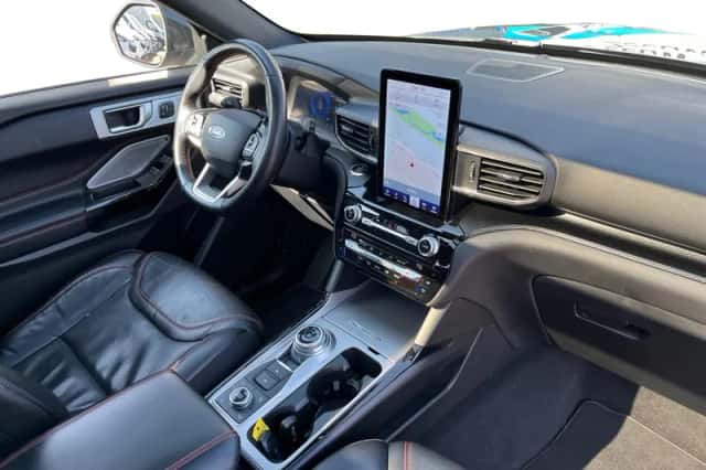 Ford Explorer (2021) thumbnail 9