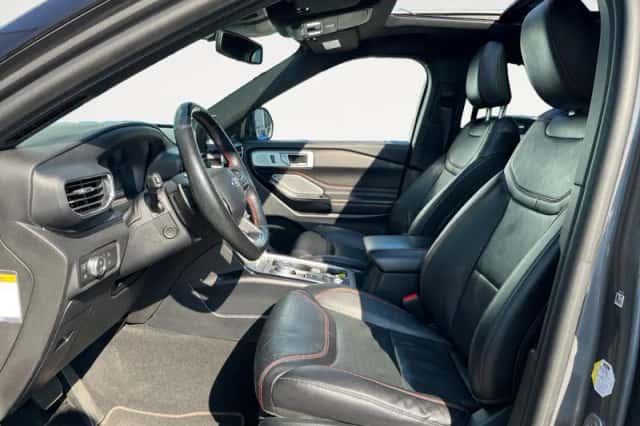 Ford Explorer (2021) thumbnail 10
