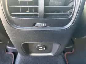 Ford Kuga (2022) thumbnail 18