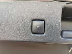 Ford Kuga (2022) thumbnail 21